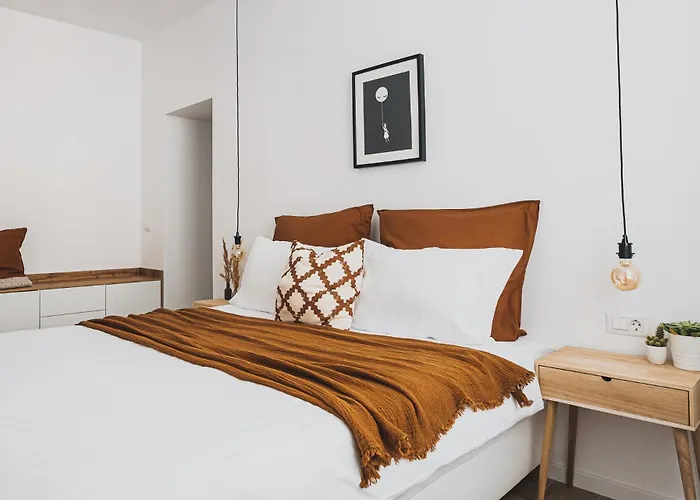 Voya s - A Luxury Oasis In The Old Town